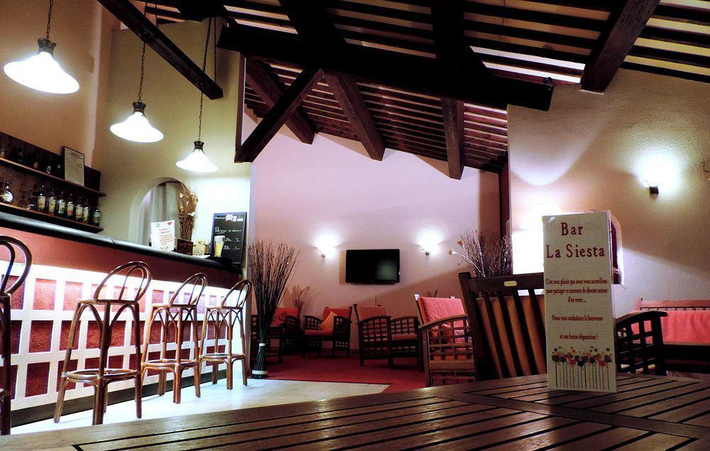 Hotel Amys Voreppe Bagian luar foto