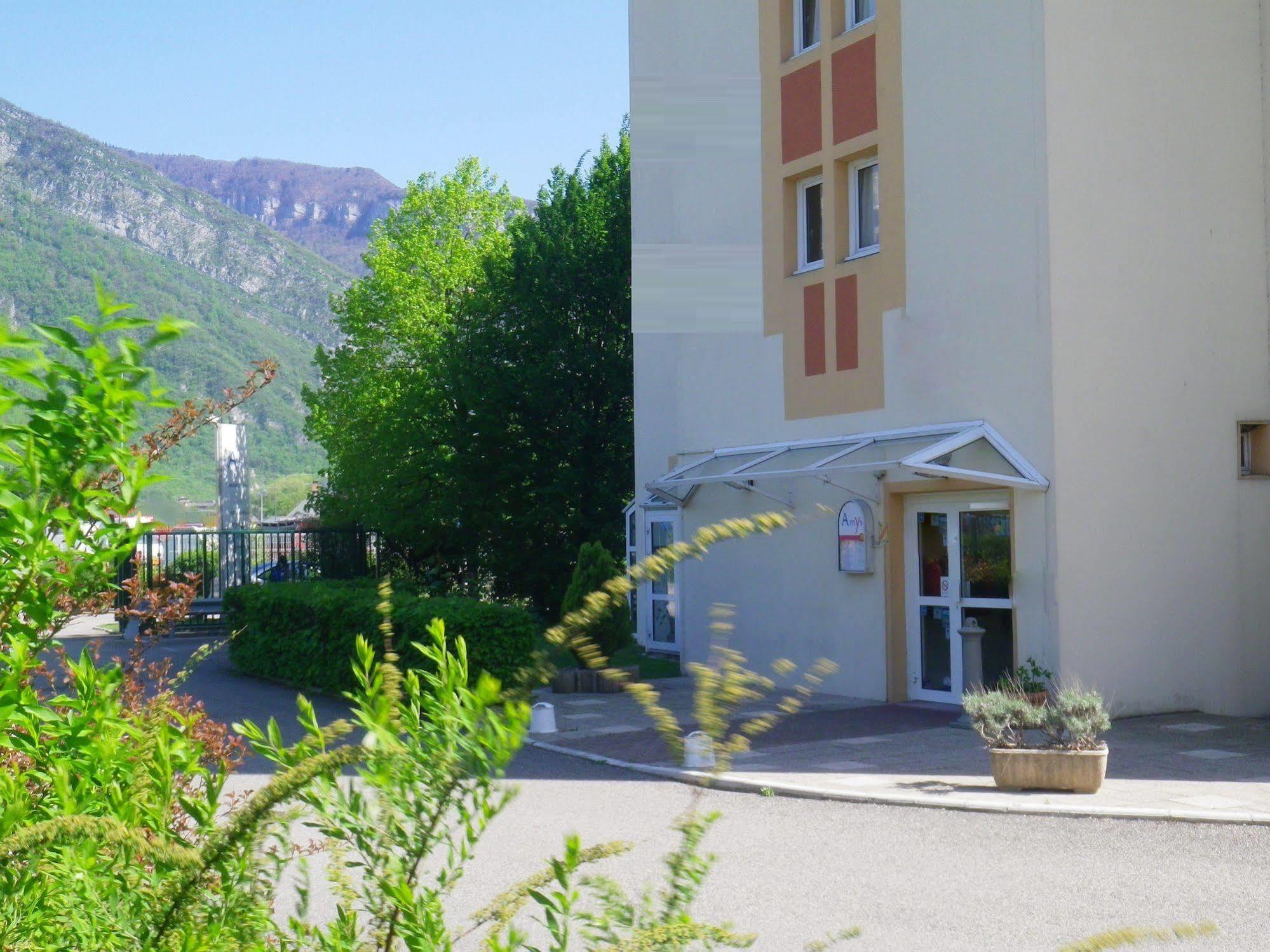 Hotel Amys Voreppe Bagian luar foto